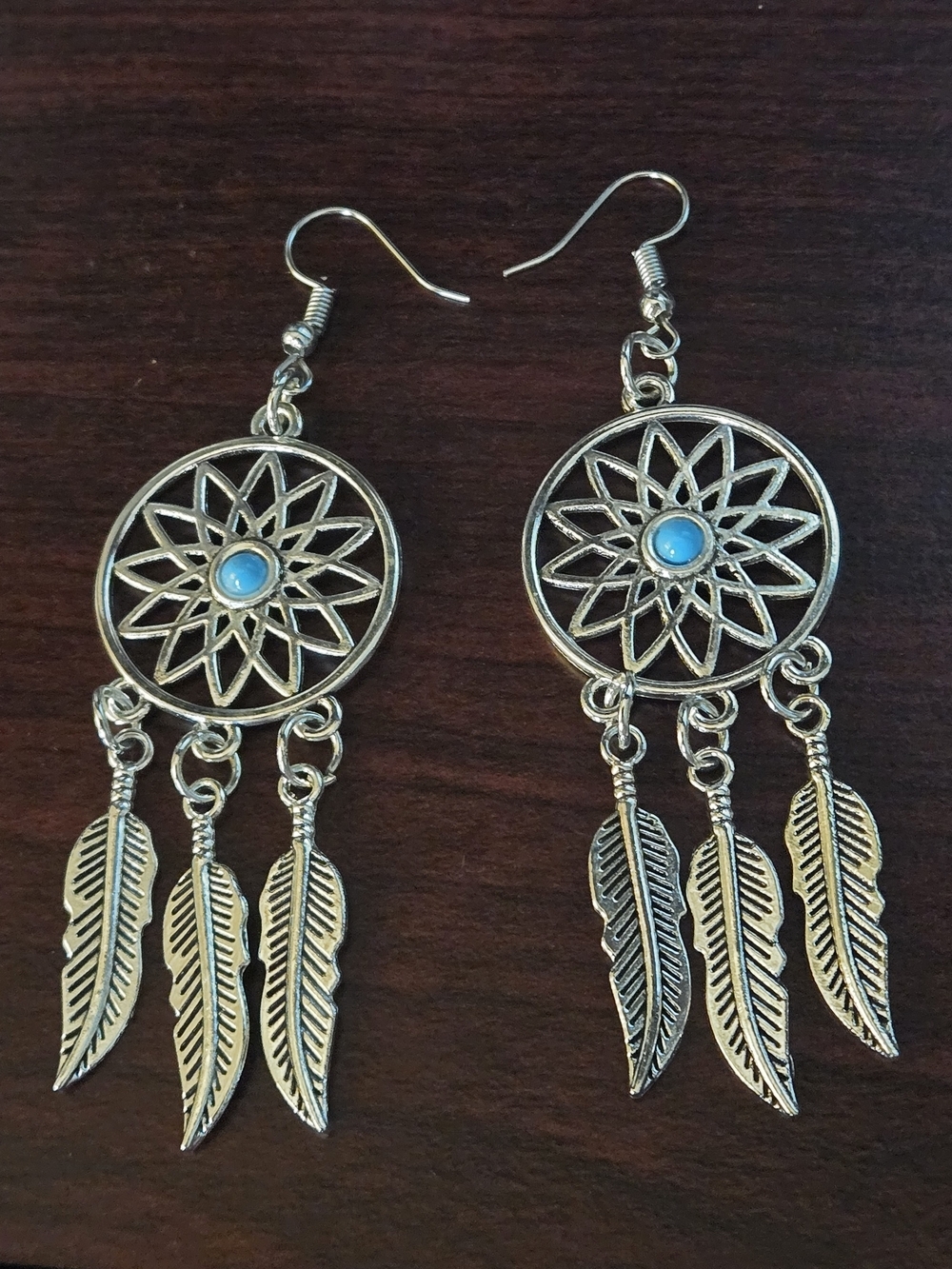 Vintage-style Feather Pendant Dream Catcher Earrings